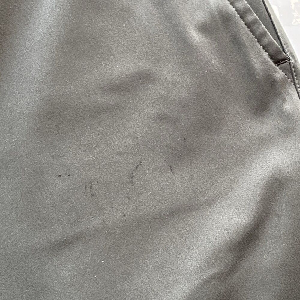 Rhone Commuter Pants Men's 33x30 Olive Green Flat Front Stretch Performance Work - Picture 12 of 16